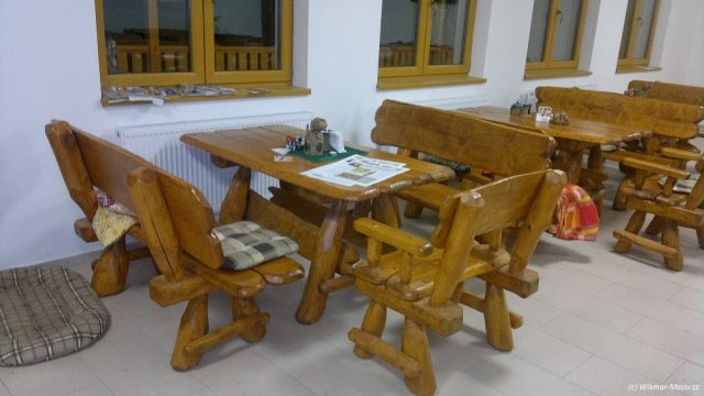 Vybavení restaurace masivem